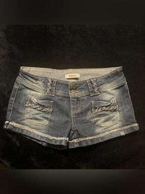 Vintage Y2K Teens size 3 Bongo low-rise micro denim shorts
